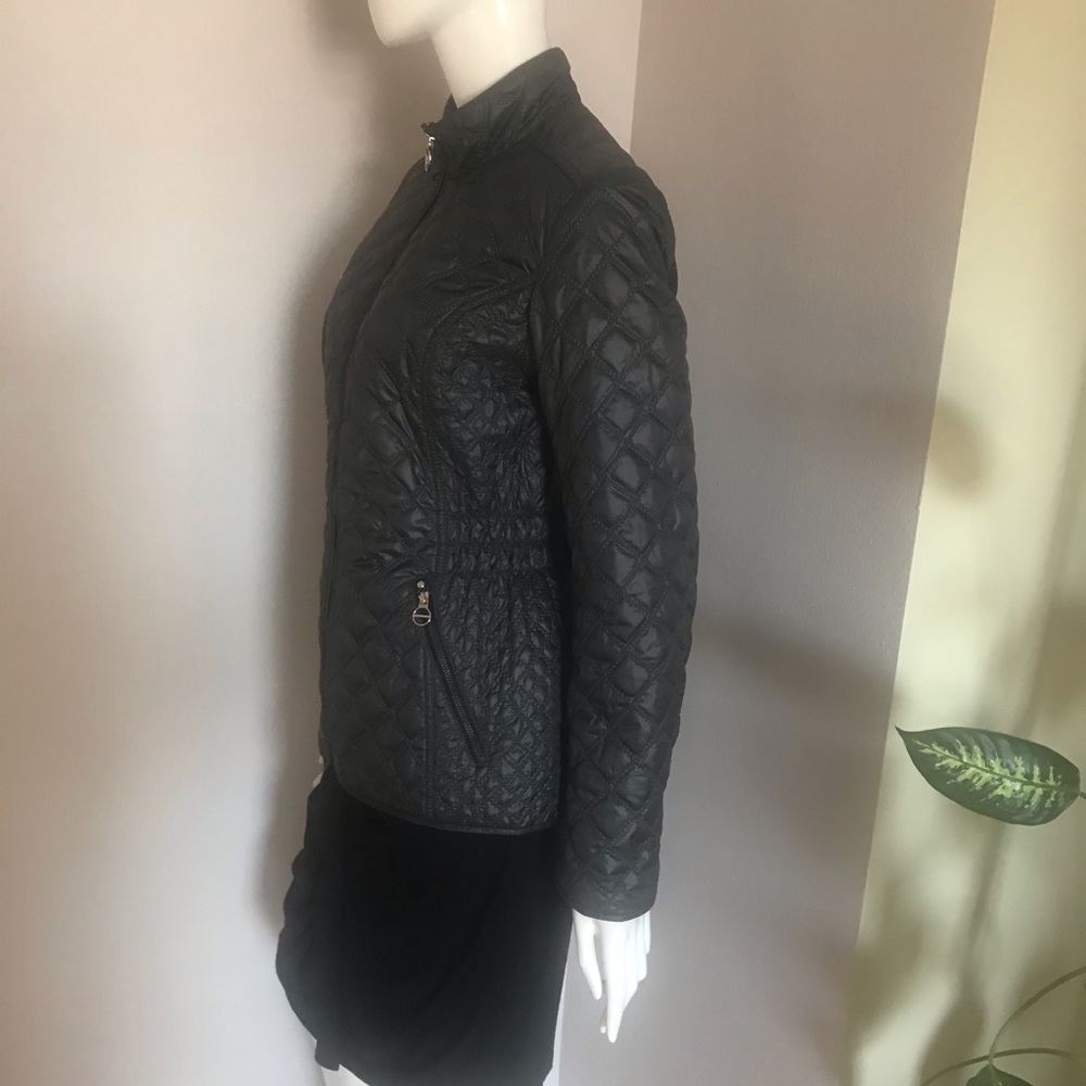 Lightweight jacket - Picture 2 of 8
